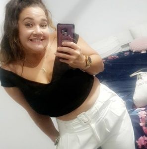 Meet your Posher, Ashleigh